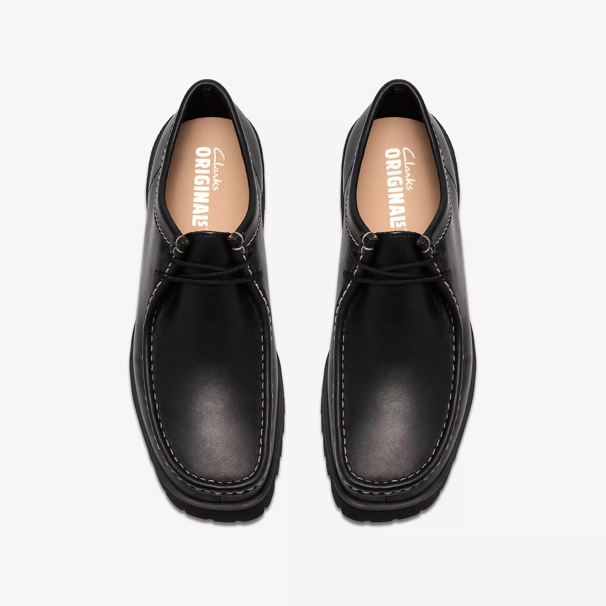 Clarks - Walla Yukoner in Black Leather