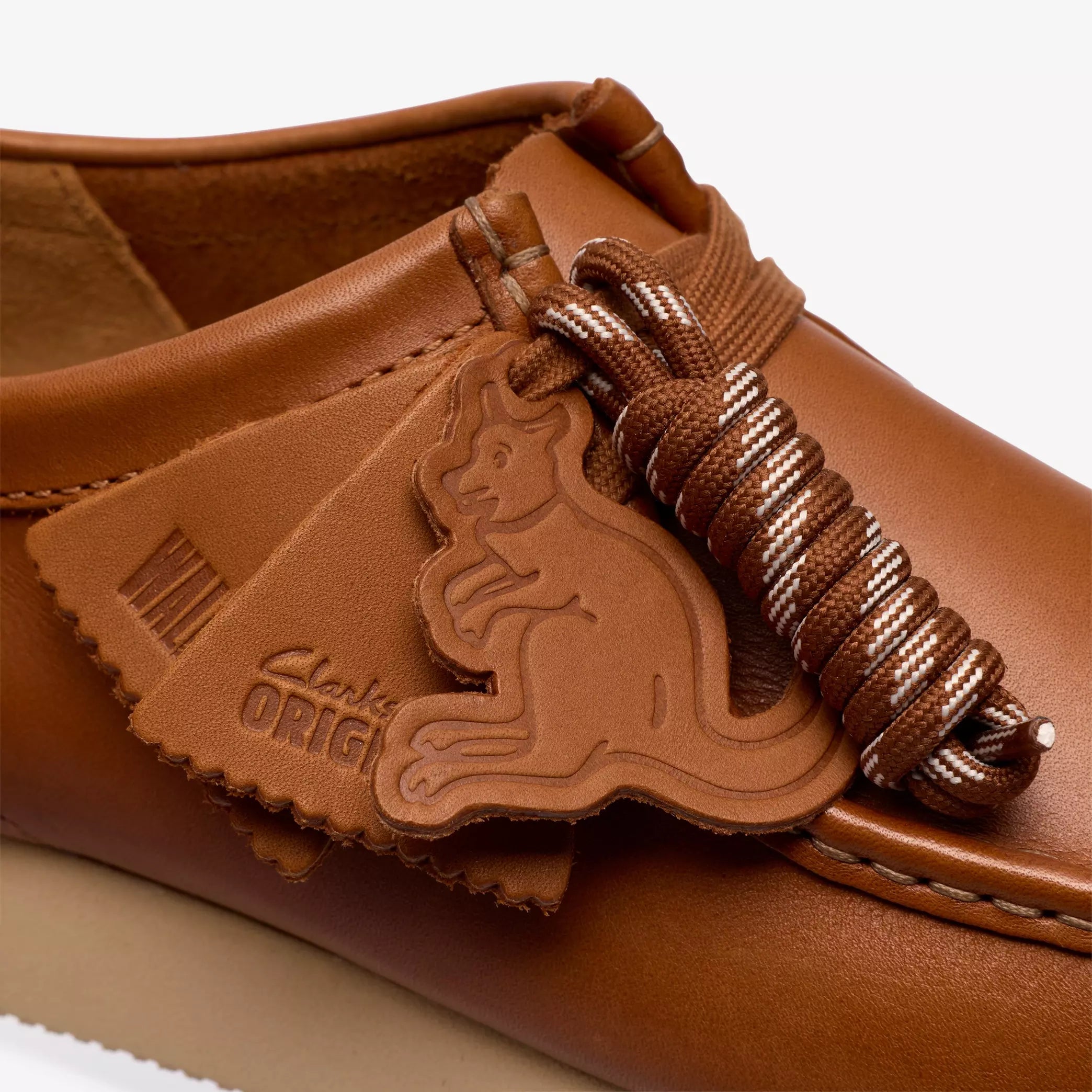 Clarks Originals - Wallabee 2604 in Brown Leather