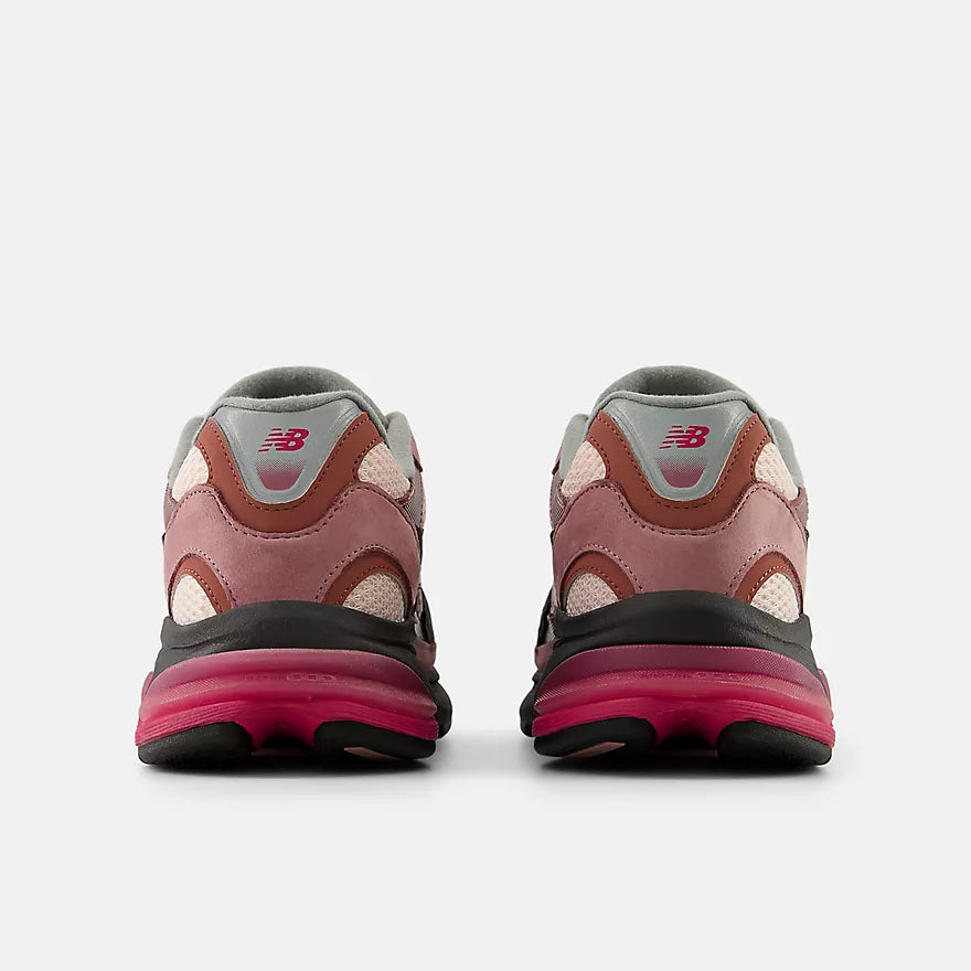 New Balance - ABZORB 2010 in Rosewood with Violet Crush and Crystal Pink