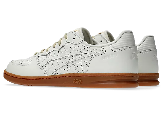 Asics - Skyhand OG in Cream/Hinoki Beige