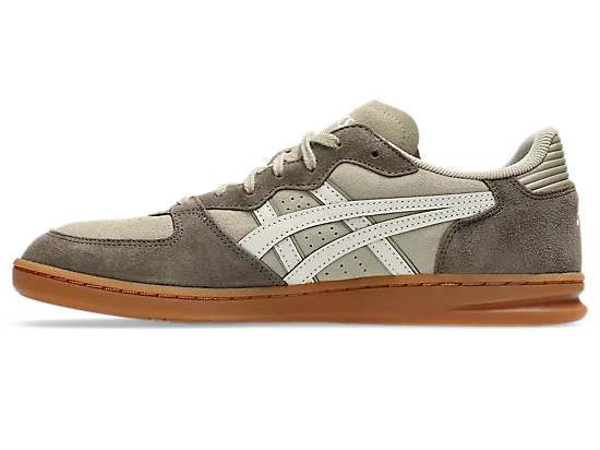 Asics - Skyhand OG in Driftwood/Smoke Grey