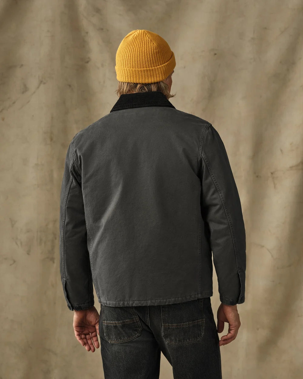 Filson - Insulated Canvas Outfitter Jacket in Peat