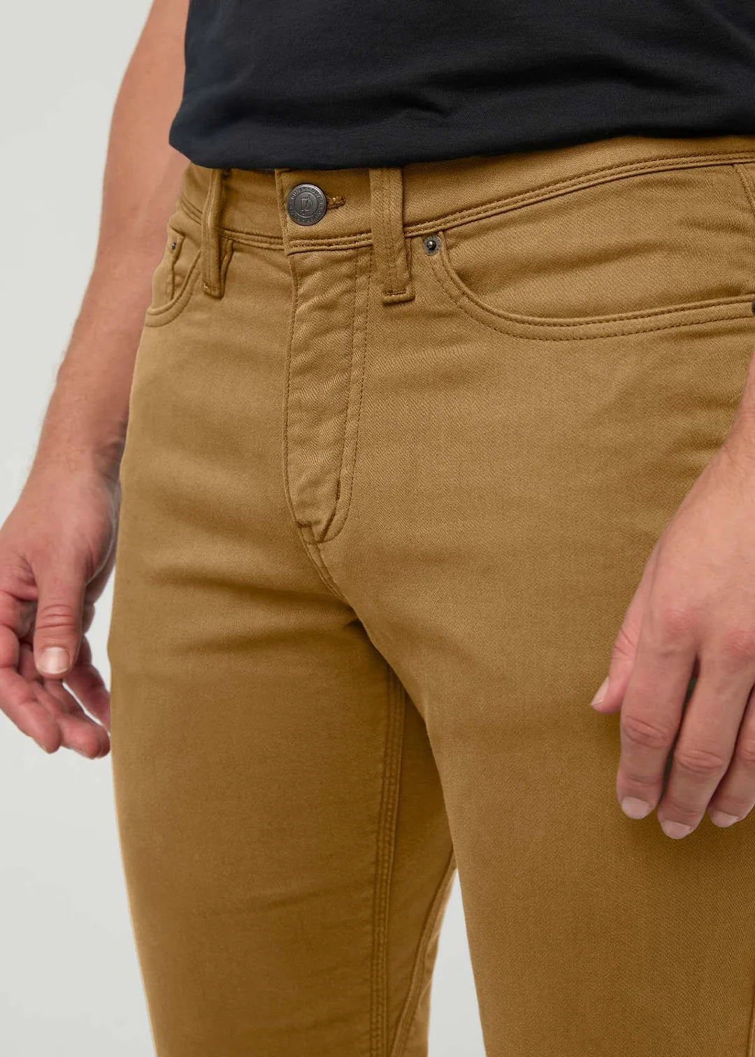 Duer - No Sweat Slim Straight in Caramel