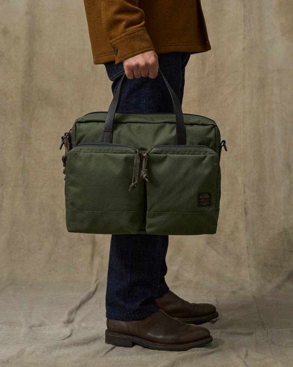 Filson - Dryden Briefcase in Otter Green