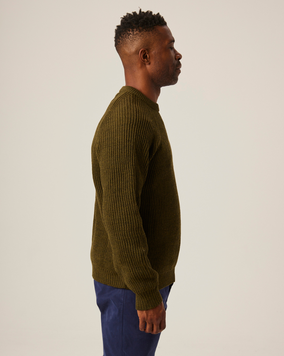 Peregrine - Ford Crew Jumper in Olive Merino