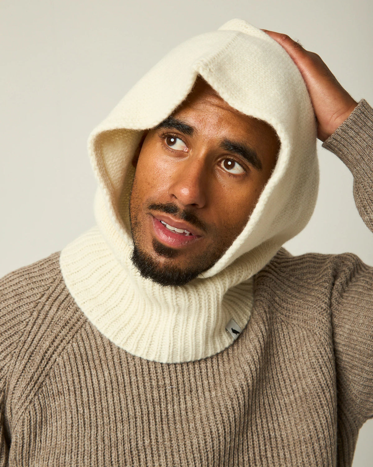 Peregrine - Avening Knitted Hood in Ecru