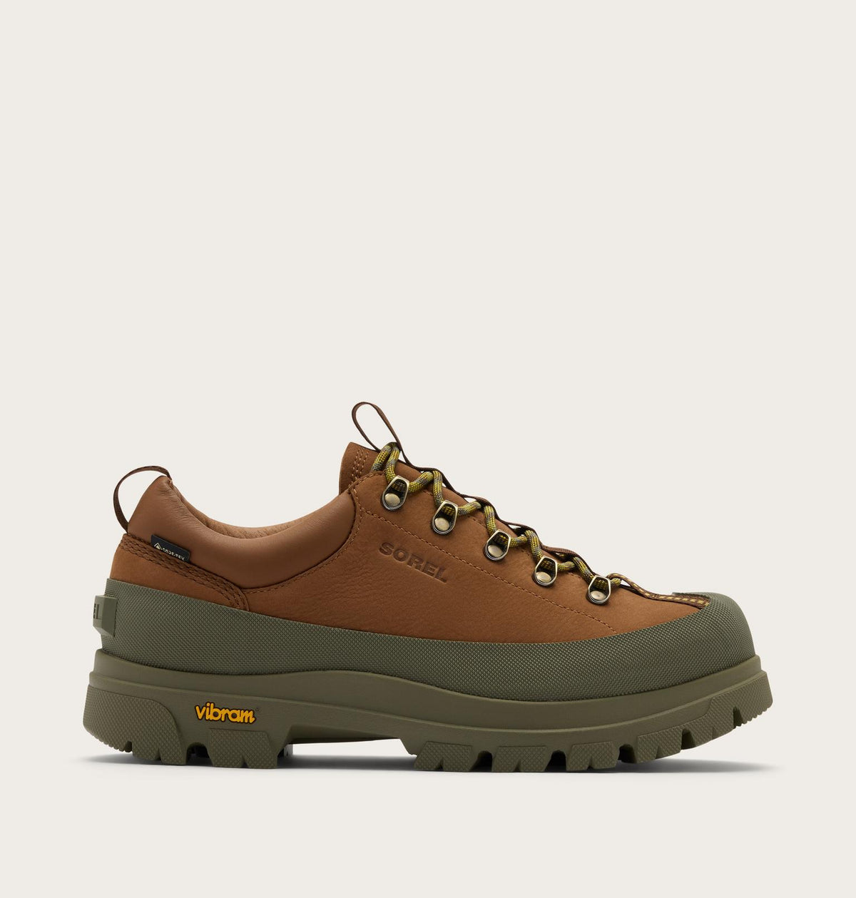SOREL - Daystorm Nomad GTX Men's Shoe in Velvet Tan and Stone Green