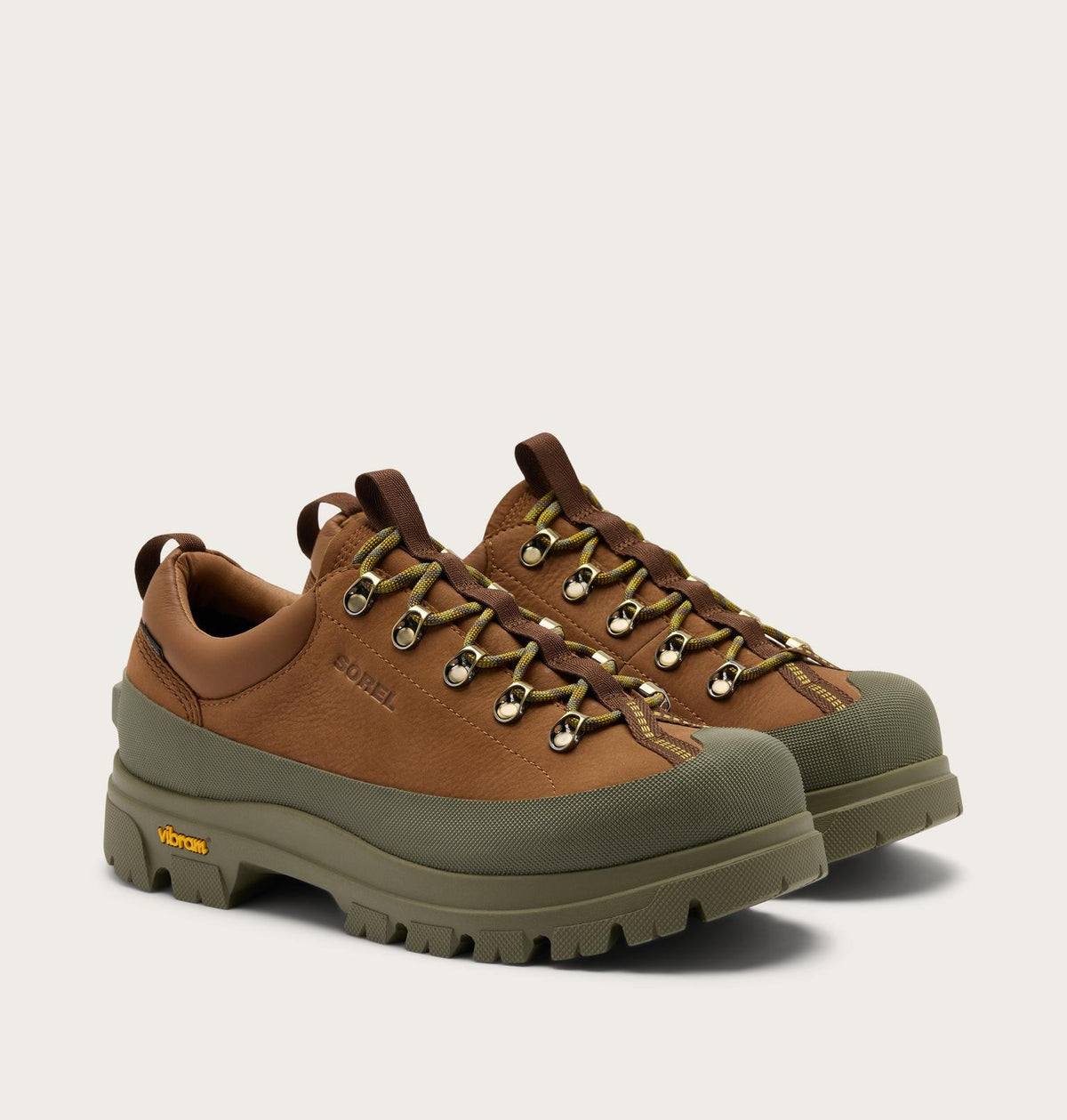 SOREL - Daystorm Nomad GTX Men's Shoe in Velvet Tan and Stone Green