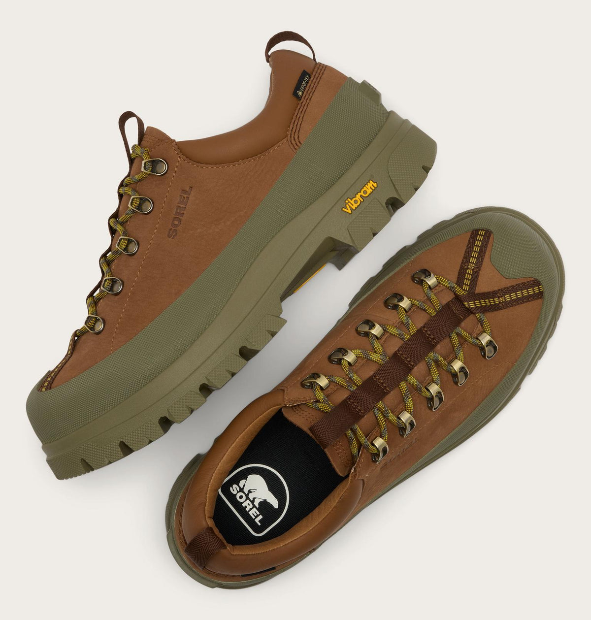 SOREL - Daystorm Nomad GTX Men's Shoe in Velvet Tan and Stone Green