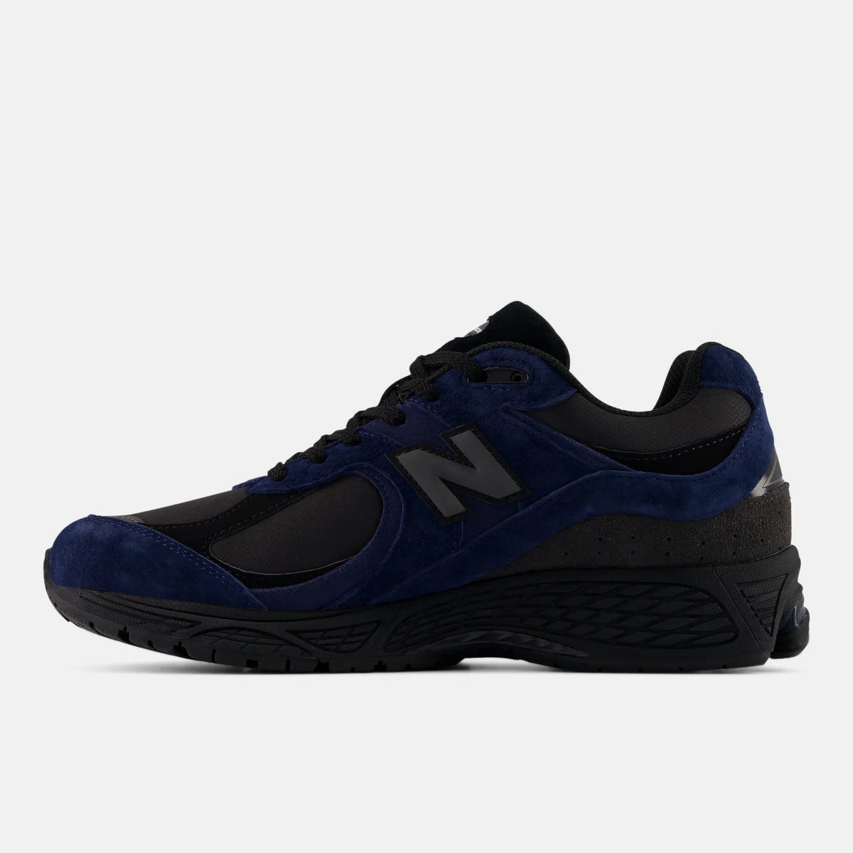 New Balance - 2002 in Dark Night and Black