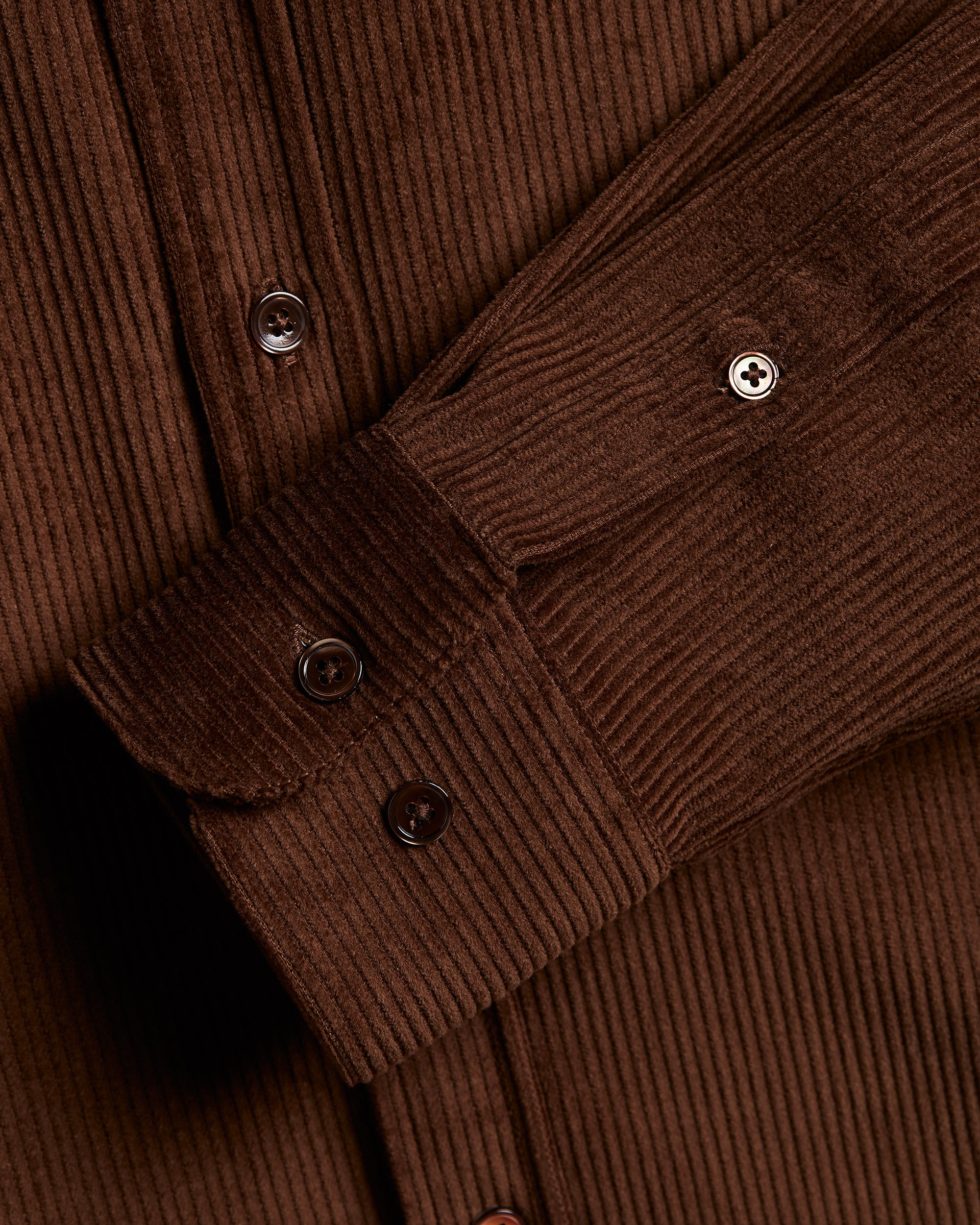 Portuguese Flannel - Lobo in Dog Embroidery Brown